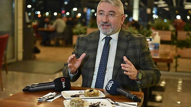 Yunan basınında gündem olmuştu, Çorum'dan Putin'e leblebi helvası çağrısı