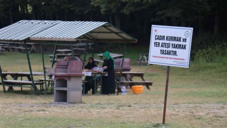 Abant Gölü'nde tatilciler orman yangınlarına karşı uyarıldı