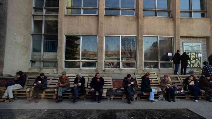 AFAD ekipleri Ukrayna'da yemek dağıtıyor