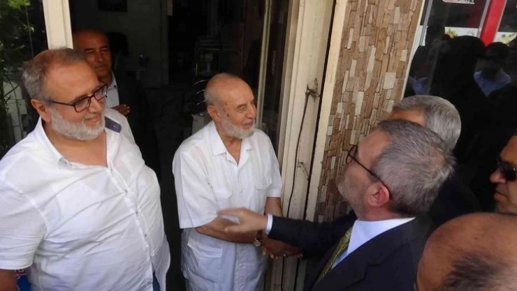 AK Parti Grup Başkanvekili Ünal, Kilis'te esnafı ziyaret etti