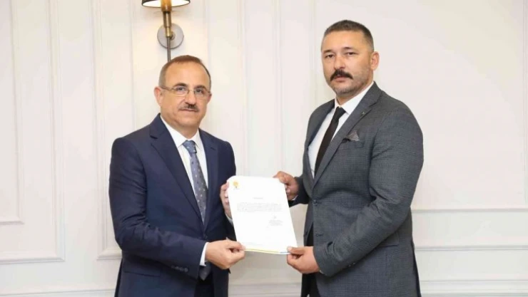 AK Parti Selçuk İlçe Başkanı Hakan Bayraklı oldu