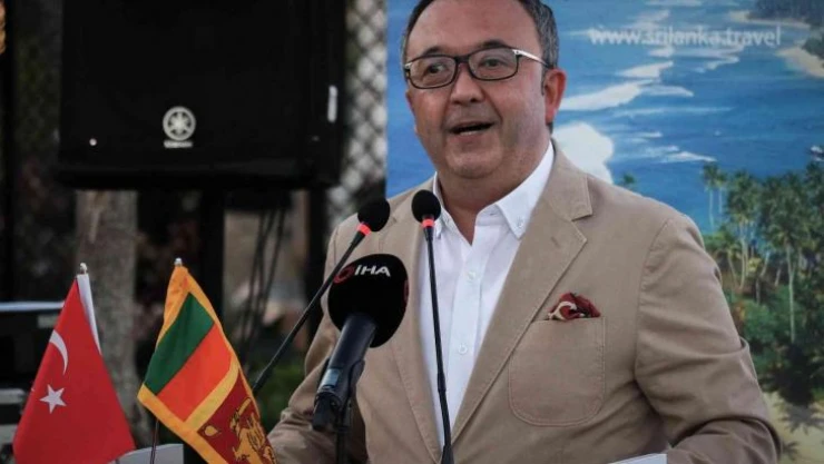 Antalya'da Sri Lanka rüzgarı esti