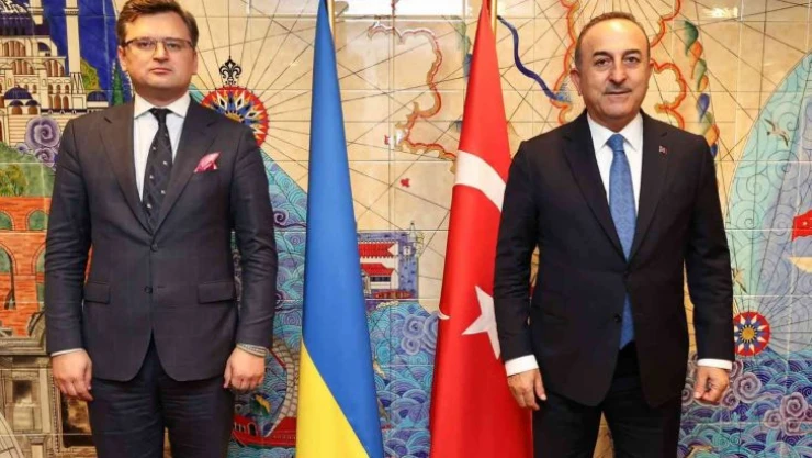 Bakan Çavuşoğlu, Ukrayna Dışişleri Bakanı Kuleba ile görüştü