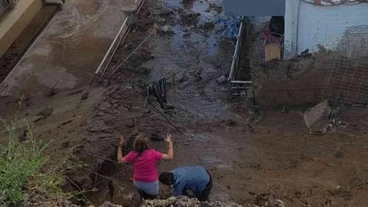 Başkentte su deposundaki patlama göçüğe neden oldu: 2 yaralı