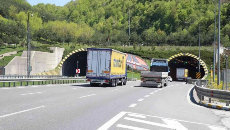 Bolu Dağı Tüneli'nin İstanbul yönü 35 gün trafiğe kapatılacak