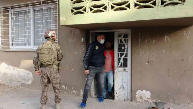 Bombayı patlatıp Yunanistan'a kaçacakmış