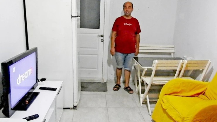 Böyle ev sahibi görülmedi: Kiracısının yatılı misafiri oldu