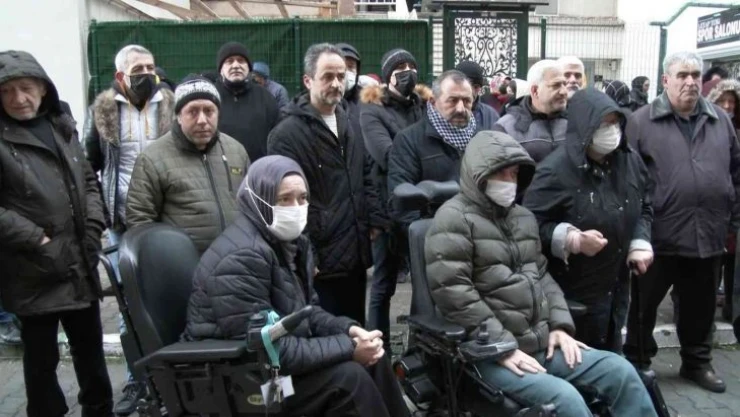 Bursa'da yönetici kaçtı, sitenin doğalgazı kesildi, 3 bin kişi soğukta kaldı