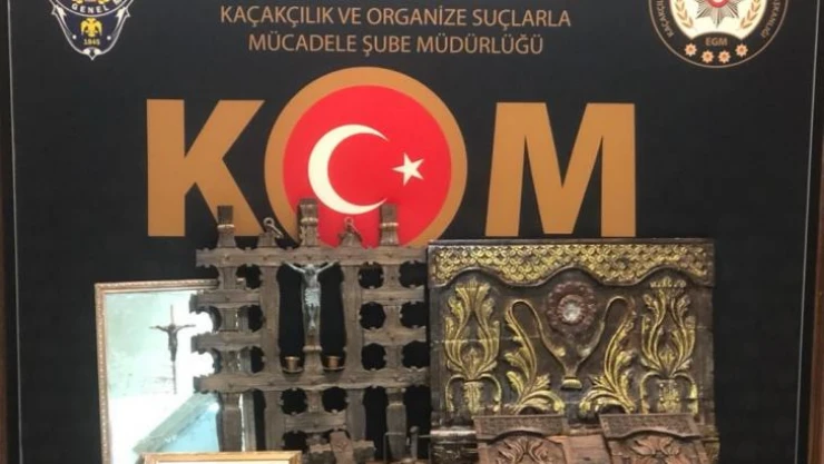 Çanakkale'de evini kaçak tarihi eserlerle dolduran şüpheli yakalandı