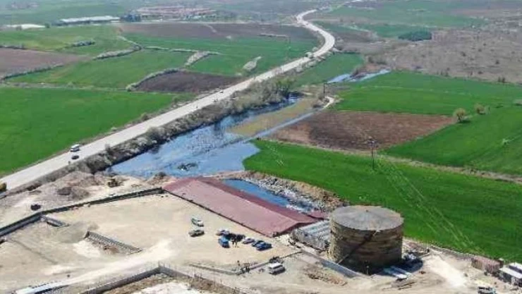 Çevreyi zifte bulayan şantiyenin çalışmaları durduruldu