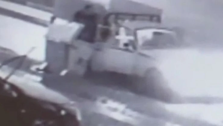 Çöp konteynerini böyle çaldı