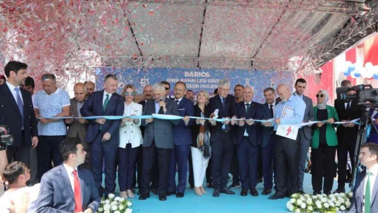 Dev projede hak sahipleri tapularına kavuştu