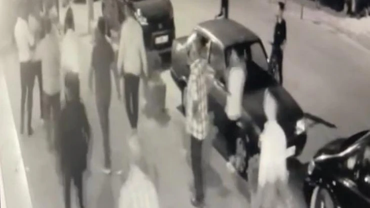 Düğünde şarkı kavgası çıktı