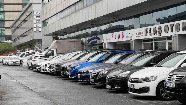 Durgun geçen ikinci el araç piyasasında hareketlilik bekleniyor