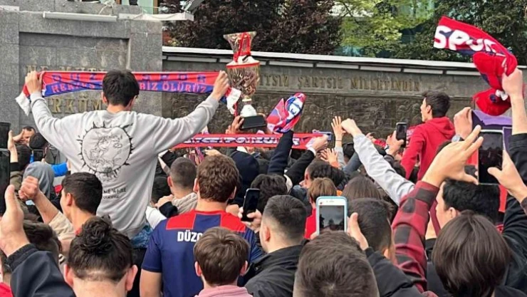 Düzcespor: Enkazdan çıktı, 22 yıl sonra gelen başarı