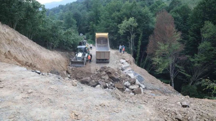 Erikli Mahallesi'nin yol sorununu Atakum Belediyesi çözüyor