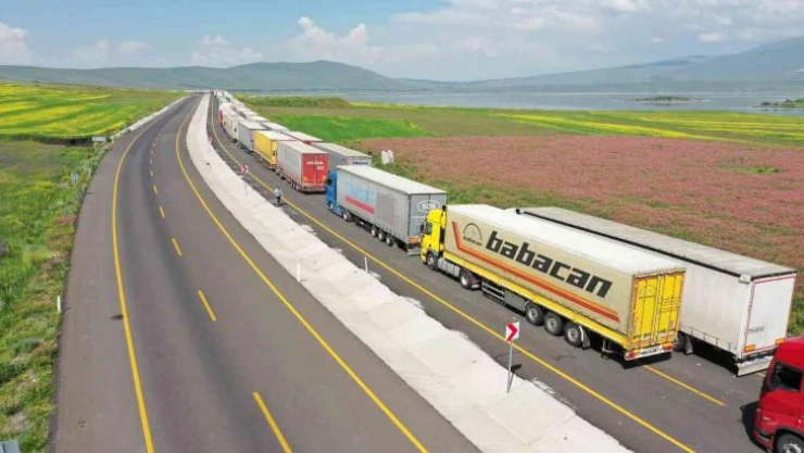 İhracat arttı Çıldır-Aktaş Gümrük Kapısı'nda yeni rekora ulaşıldı