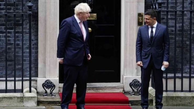 İngiltere Başbakanı Johnson, Zelenskiy ve ailesine sığınma teklif etmiş