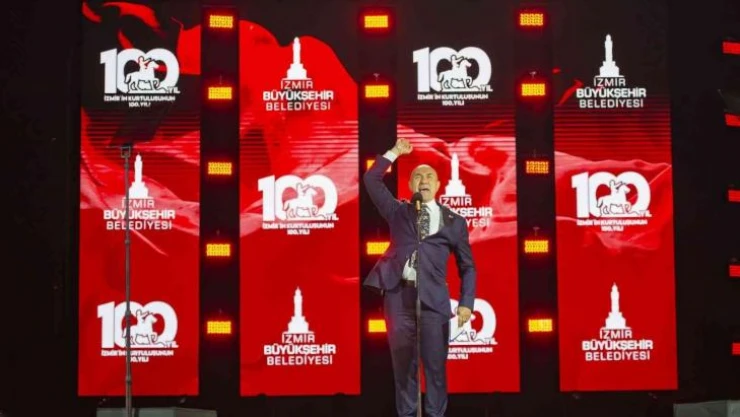 İzmir'in kurtuluşunun 100. yılında görkemli kutlama