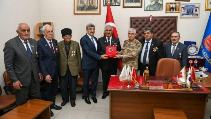 Jandarma Genel Komutanı Orgeneral Çetin Van'da