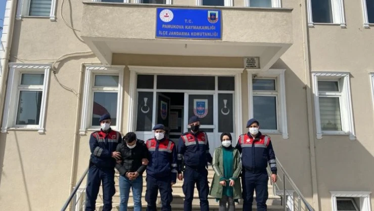 Jandarmadan D-650 karayolunda uyuşturucu operasyonu: 2 tutuklama