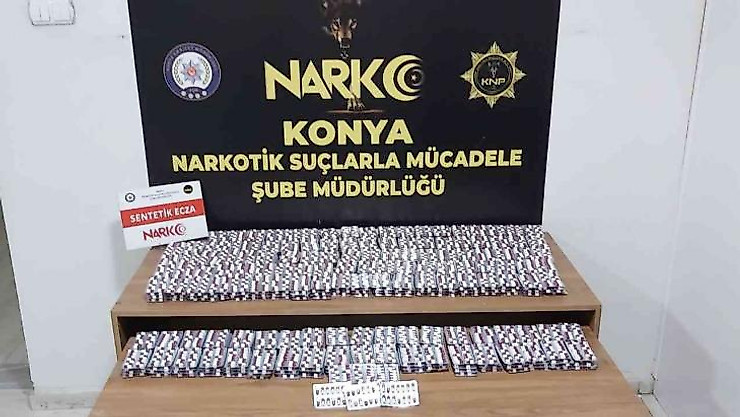 Konya'da polisten kaçan şüpheli araçtan uyuşturucu çıktı