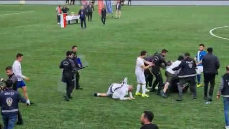 Marmaris'te futbol turnuvasının finaline kavga damga vurdu