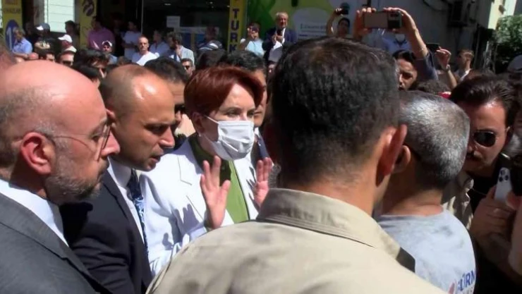 Meral Akşener vatandaşa bağırdı, korumalar zor kullanarak uzaklaştırdı