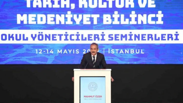 Milli Eğitim Bakanı Özer: 'Yarın uzman öğretmenlik ve baş öğretmenlikle ilgili eğitim programını ve sınav takvimini paylaşacağız'