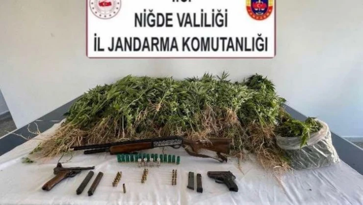 Niğde'de 1 kilo uyuşturucu ele geçirildi