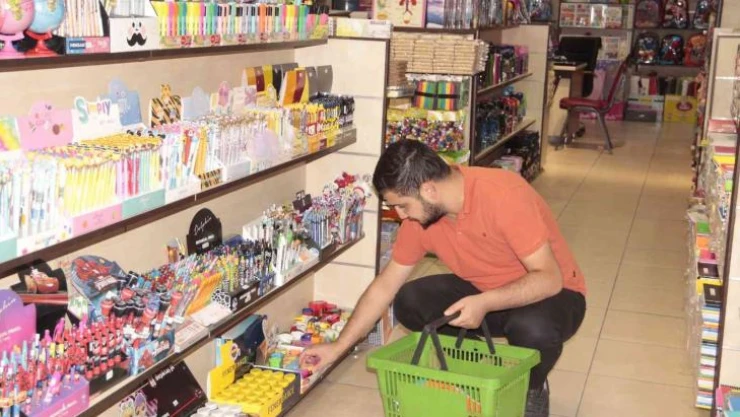 Okulların başlamasıyla kırtasiyelerde yoğunluk