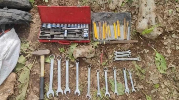 Pençe-Kilit Operasyonu'nda PKK'ya ait çok sayıda silah ve mühimmat ele geçirildi