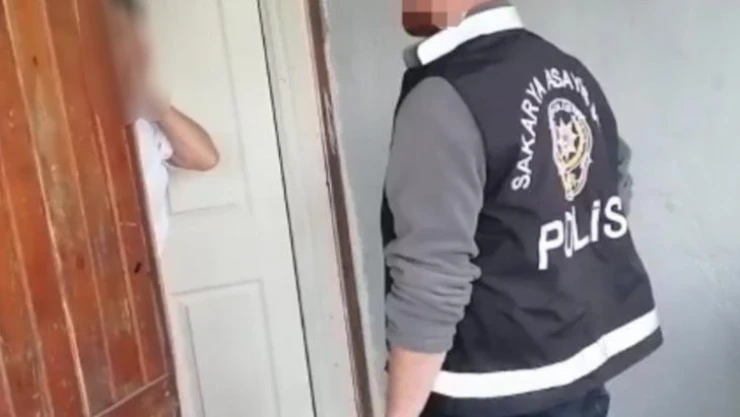Polisten aranması olan şahıslara şafak vakti eş zamanlı operasyon: 8 gözaltı