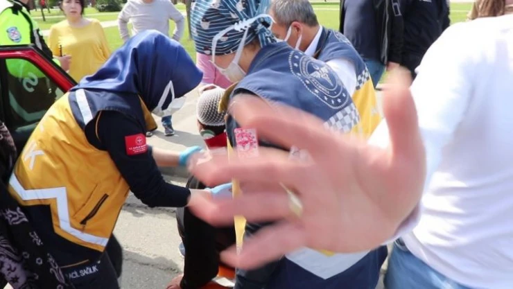 Polisten kazayı çeken gazeteciye önce müdahale sonra tehdit