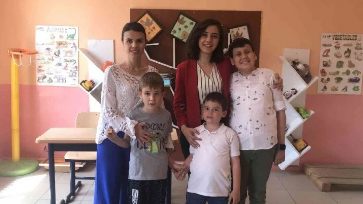Tayini çıkan öğretmenin peşinden gittiler