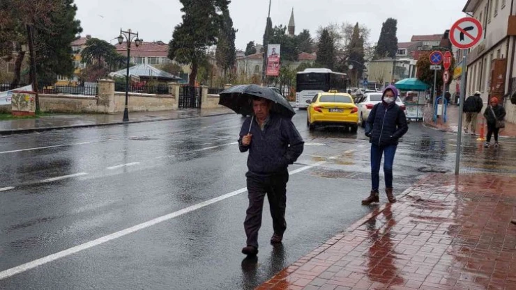 Tekirdağ'da havalar soğudu, yağış başladı