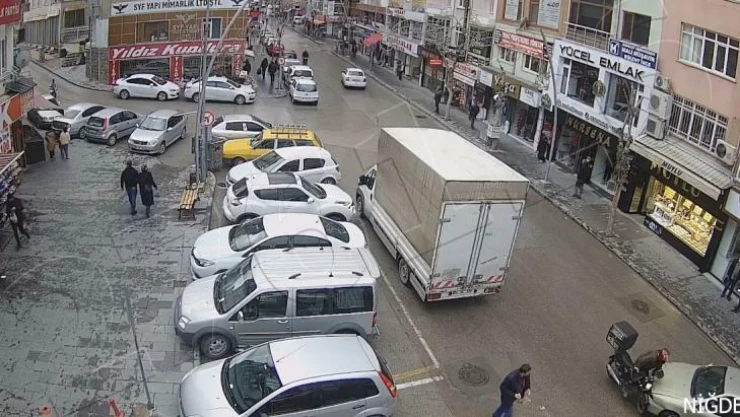 Trafik kazaları kameralara yansıdı