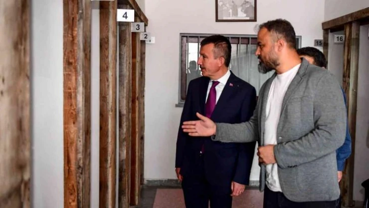 Ulucanlar Desen Çalıştayı Sergisi açıldı