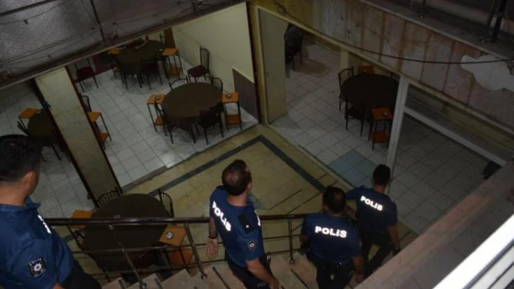 Yasadışı bahis uygulamasında 10 kişi gözaltına alındı