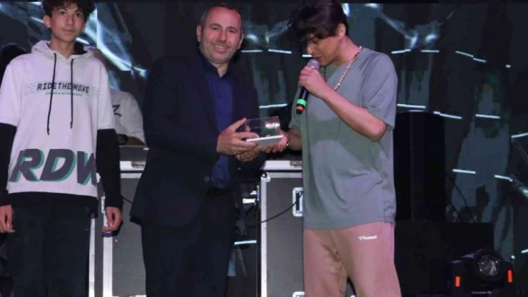 YUNİFEST'22 Yalova'da şehirle kampüsü buluşturadu