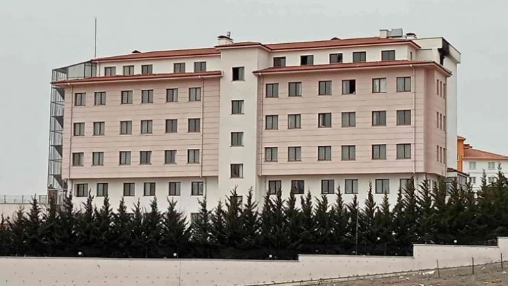 Yurtta çıkan yangın paniğe sebep oldu