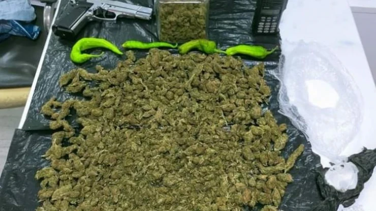 Zehir taciri polisten kaçamadı