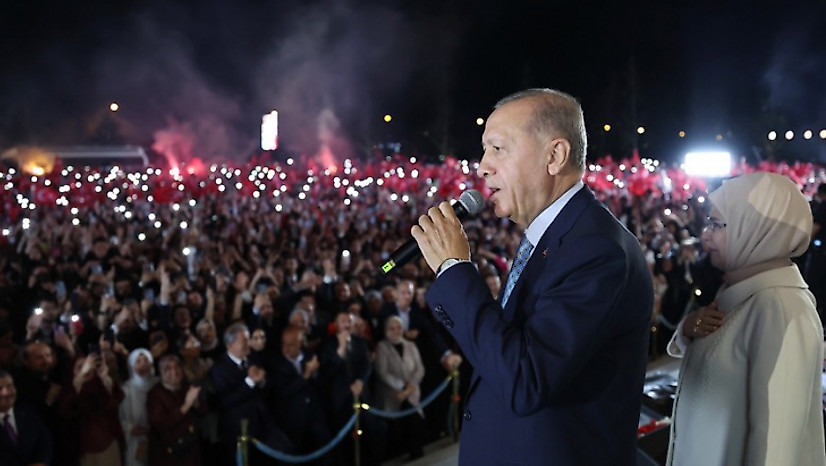 Erdoğan balkon konuşmasını Beştepe'de yaptı: Kazanan sadece biz değil kazanan Türkiye'dir